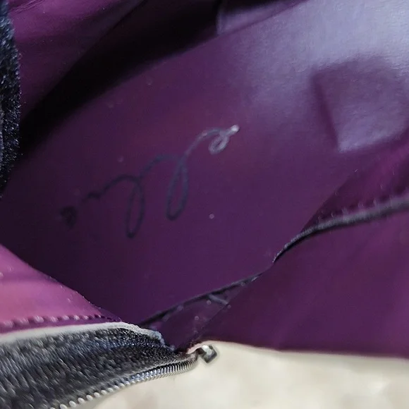 ELLIE Brand Booties - Picture 7 of 7